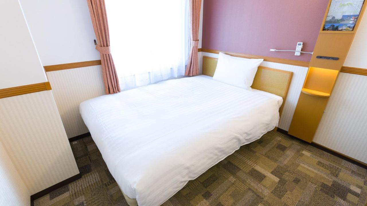 Toyoko Inn Yokohama Sakuragicho Zimmer foto