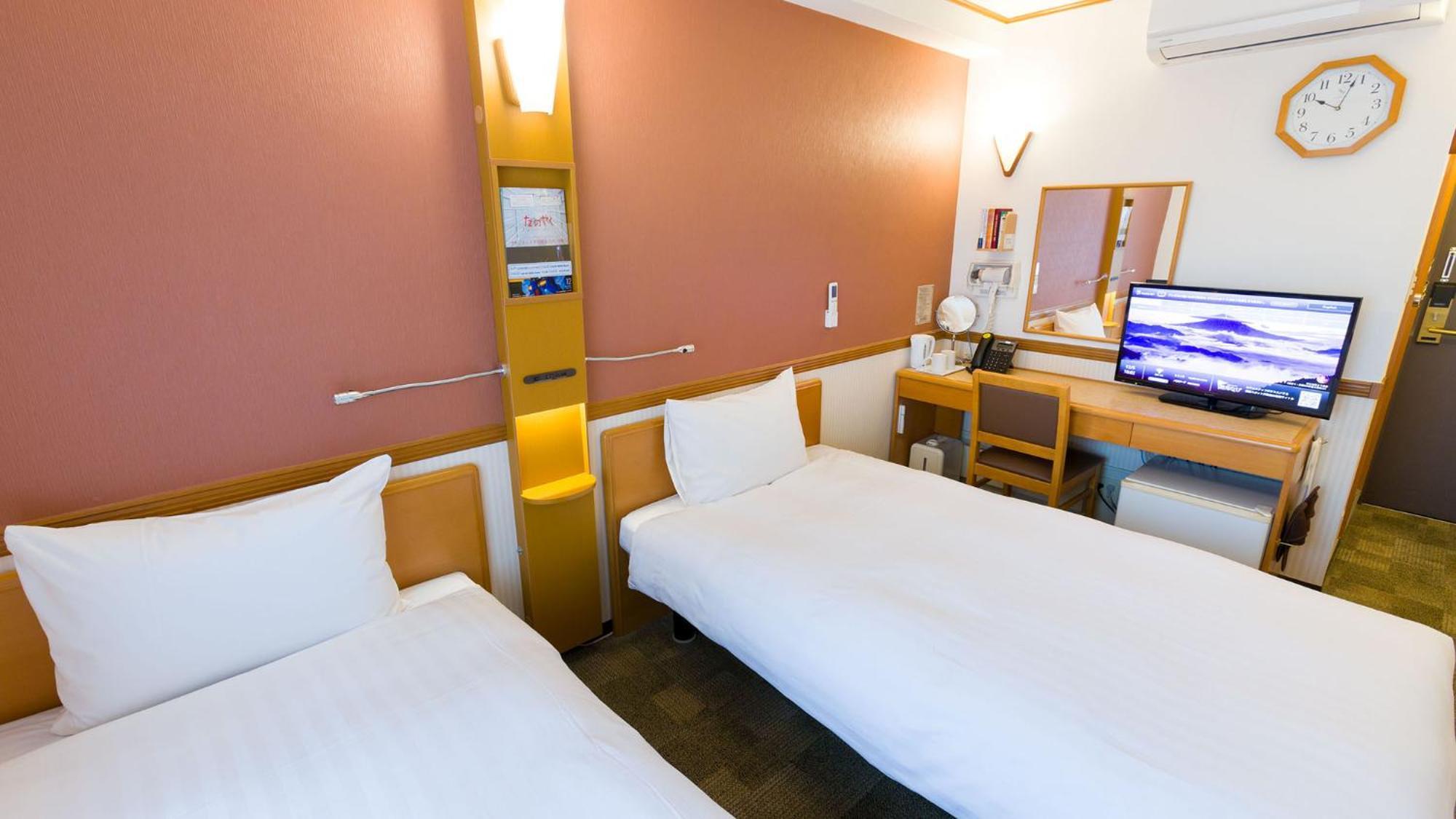 Toyoko Inn Yokohama Sakuragicho Zimmer foto