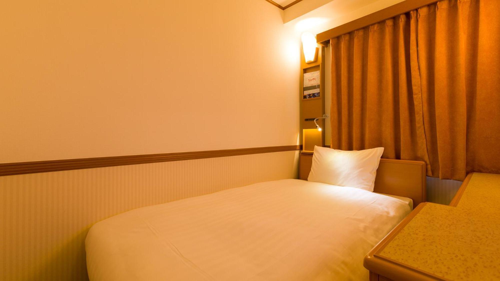 Toyoko Inn Yokohama Sakuragicho Zimmer foto